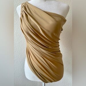 Norma Kamali Diana One Shoulder Nude Blonde Beige Cream Bra Top SZ S Asymmetric